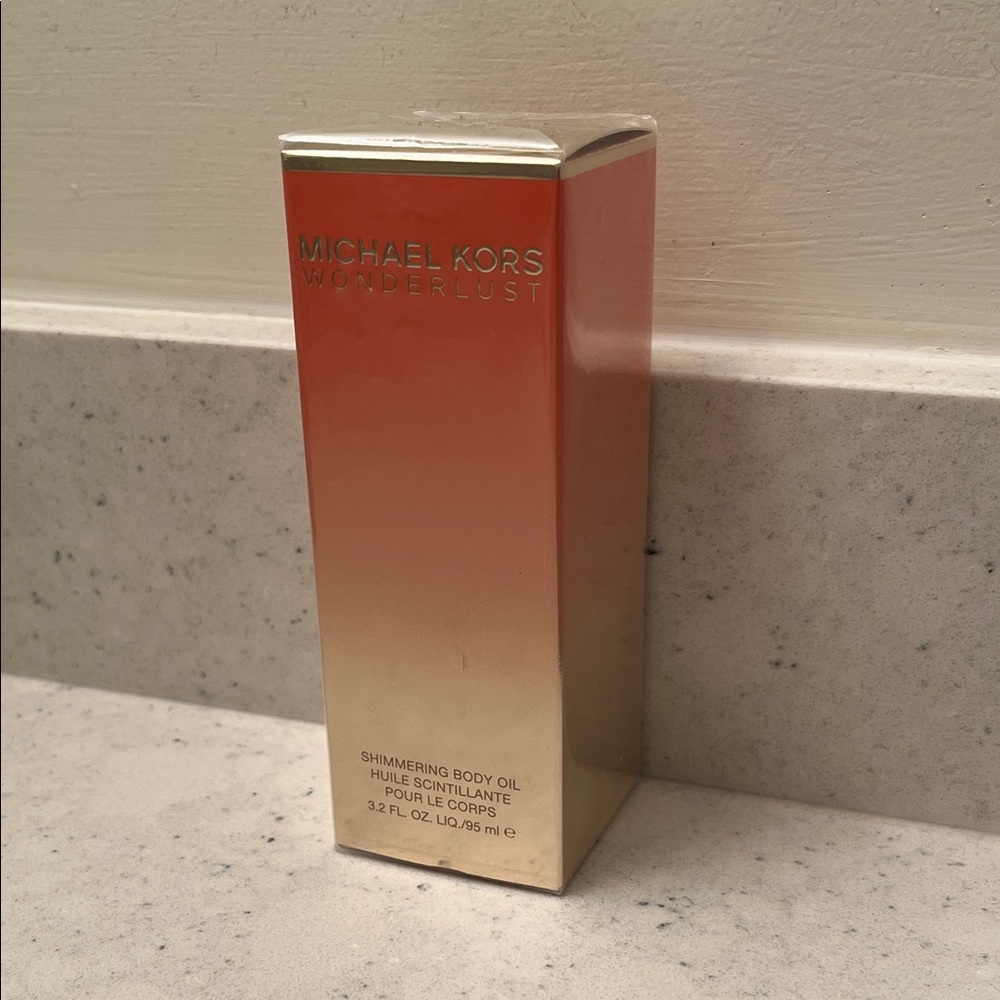 MICHAEL KORS WONDERLUST SHIMMERING BODY OIL